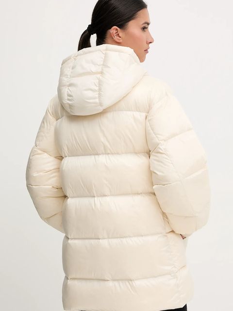 Puma kurtka puchowa kolor beżowy zimowa 688389