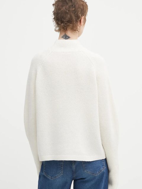 HUGO sweter z dodatkiem wełny damski kolor beżowy z półgolfem 50548251