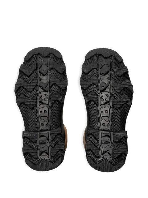 Burberry marsh-stamp boots - Black