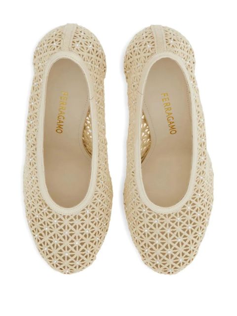 Ferragamo 90mm macramé pumps - White