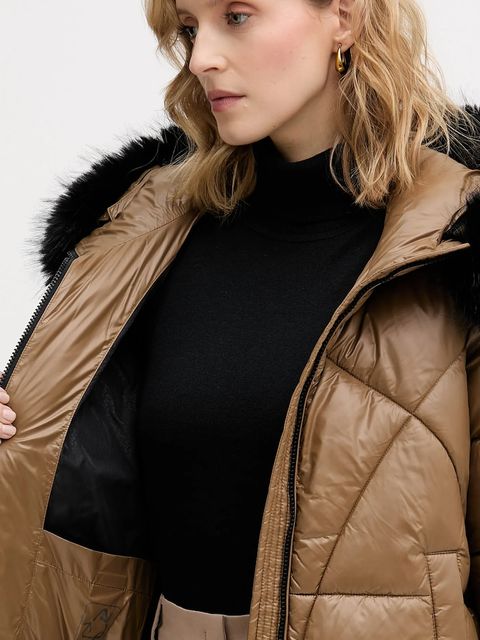 Geox kurtka BACKSIE kolor brązowy zimowa W5628S T3121