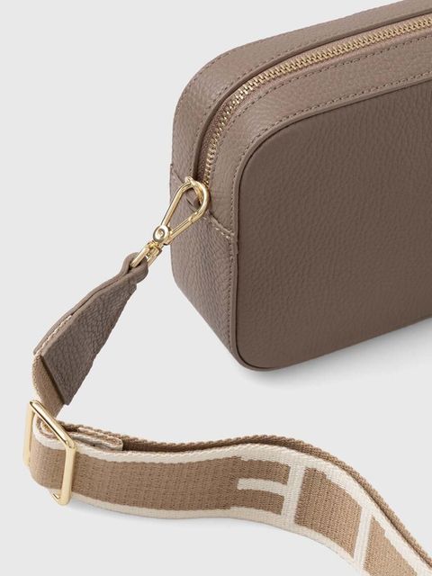 Coccinelle torebka skórzana TEBE