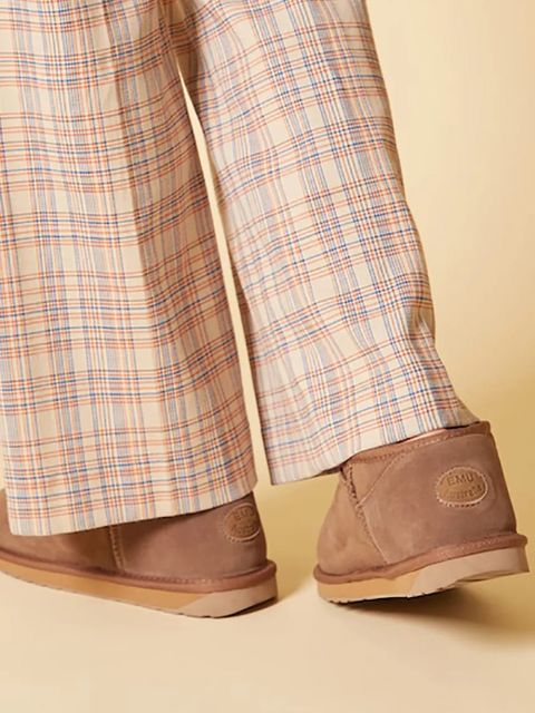 Emu Australia śniegowce zamszowe Stinger Compact kolor brązowy W13013