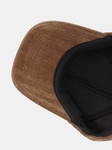 United Colors of Benetton czapka z daszkiem kolor brązowy 60OZDA01C