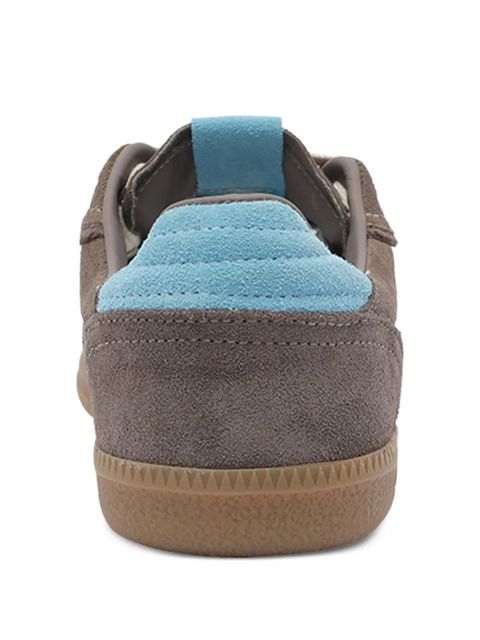 ALOHAS embossed-logo sneakers - Brown