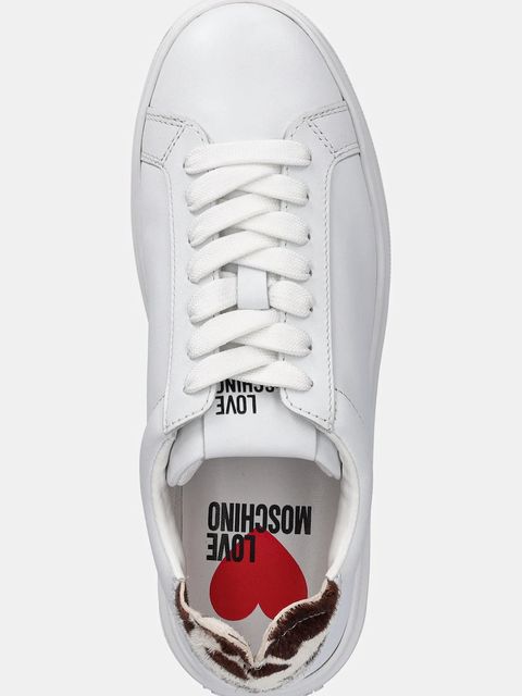 Love Moschino sneakersy skórzane damskie kolor biały JA15174G1NIA810A