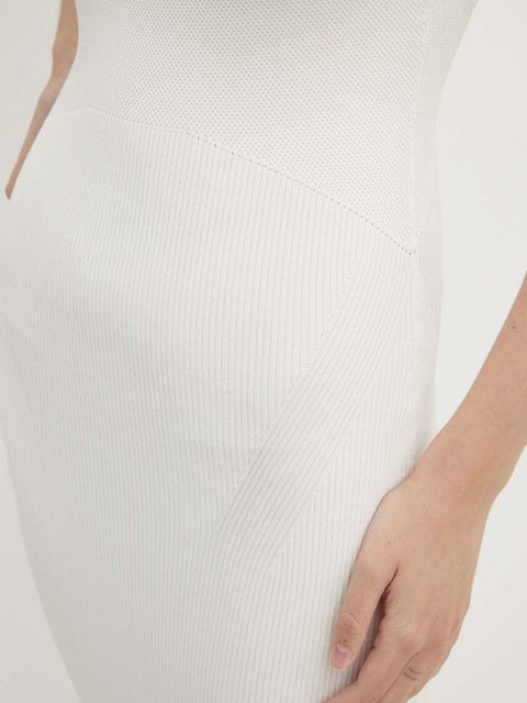 Calvin Klein Jeans sukienka kolor beżowy maxi dopasowana J20J224083