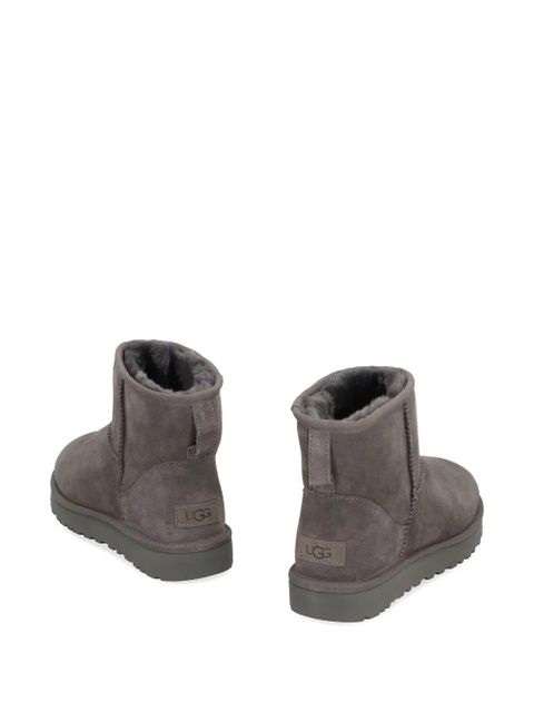 UGG Classic Mini II logo-patch ankle boots - Grey