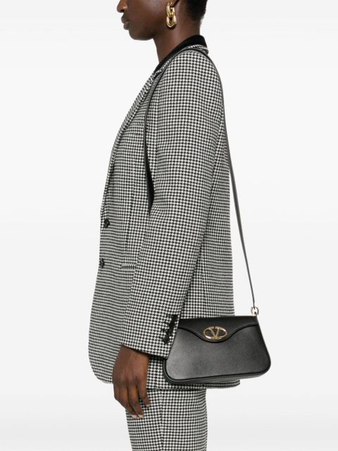 Valentino Garavani VLogo Signature shoulder bag - Black