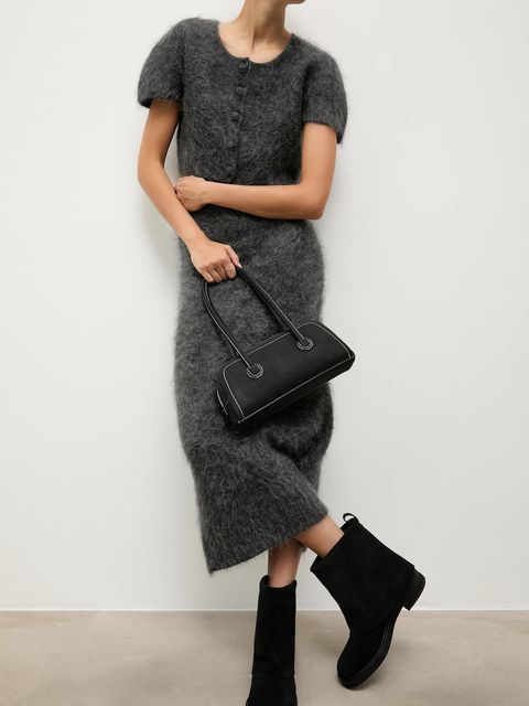 Answear.LAB botki zamszowe kolor czarny na płaskim obcasie - zdjęcie produktu nr 1