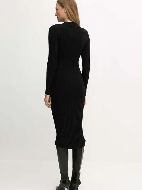 Morgan sukienka kolor czarny midi dopasowana RMEXAS