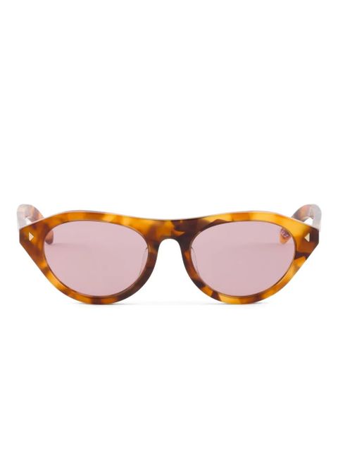 Prada Eyewear rivet-detail sunglasses - Brown - zdjęcie produktu nr 1