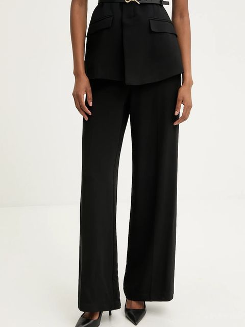 Answear.LAB kombinezon kolor czarny z dekoltem karo