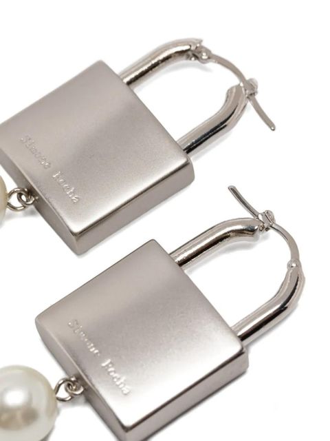Simone Rocha padlock pearl-embellished earrings - Silver - zdjęcie produktu nr 2