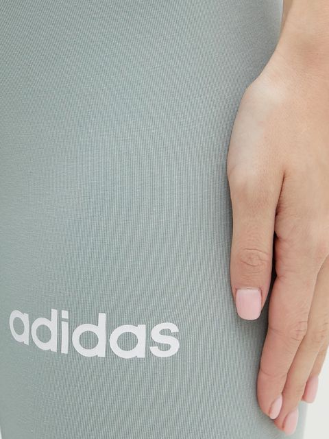 adidas dres Leisure damski kolor zielony KB8448