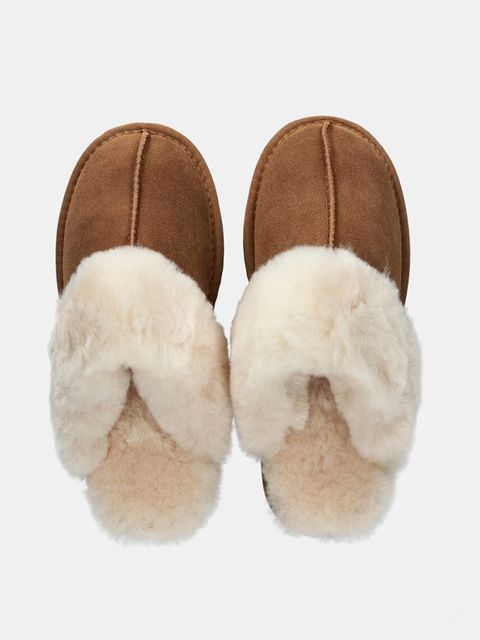 Answear Lab kapcie zamszowe kolor brązowy