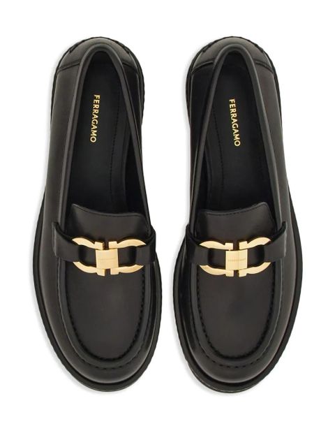 Ferragamo Gancini-plaque leather loafers - Black