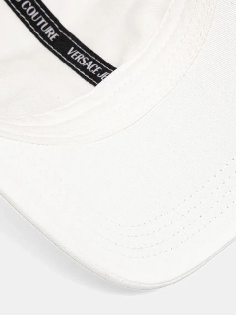 Versace Jeans Couture czapka z daszkiem bawełniana damska kolor biały z aplikacją 78HAZK32 ZG365