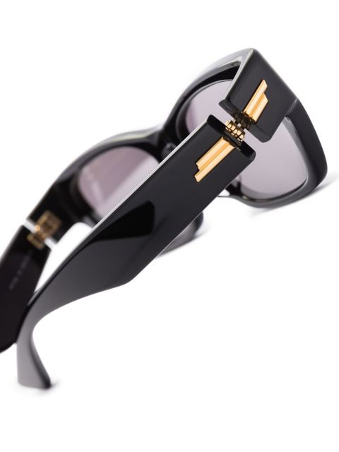Bottega Veneta Eyewear cat-eye frame sunglasses - Black