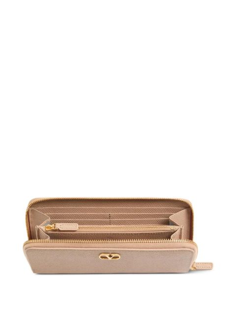 Valentino Garavani VLogo Signature zip wallet - Neutrals
