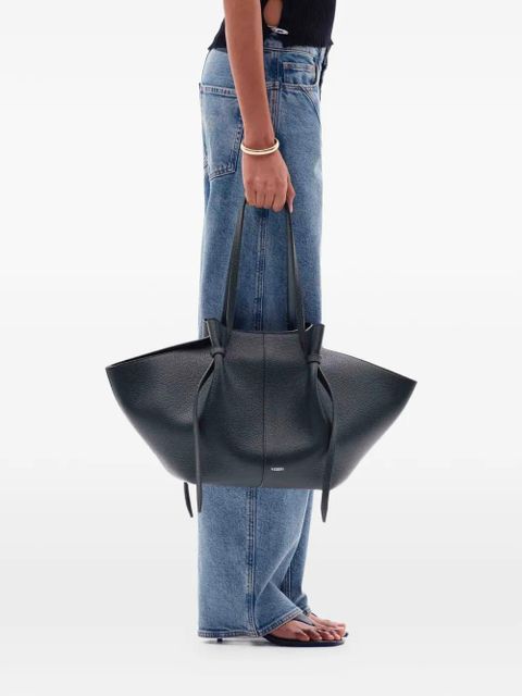 Yuzefi Mochi pebbled shoulder bag - Black - zdjęcie produktu nr 2