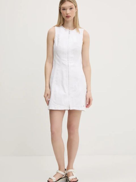 Tommy Jeans sukienka jeansowa kolor biały mini dopasowana DW0DW20420