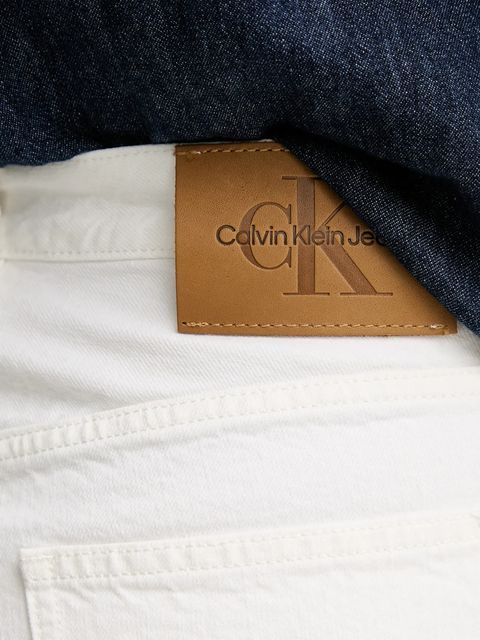 Calvin Klein Jeans szorty jeansowe damskie kolor biały gładkie high waist J20J225153