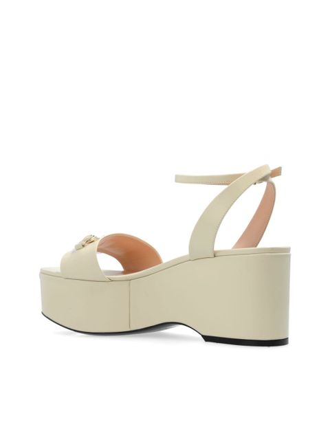 Gucci 75mm horsebit platform sandals - White