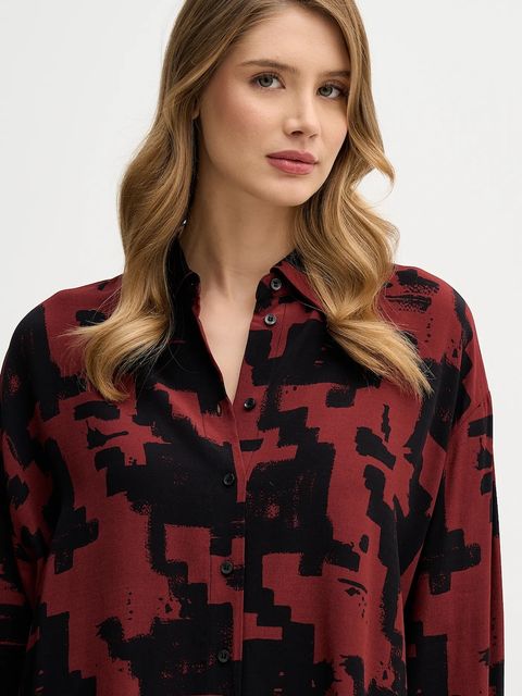 Sisley koszula damska kolor bordowy relaxed z kołnierzykiem klasycznym 5W4VLQ07F