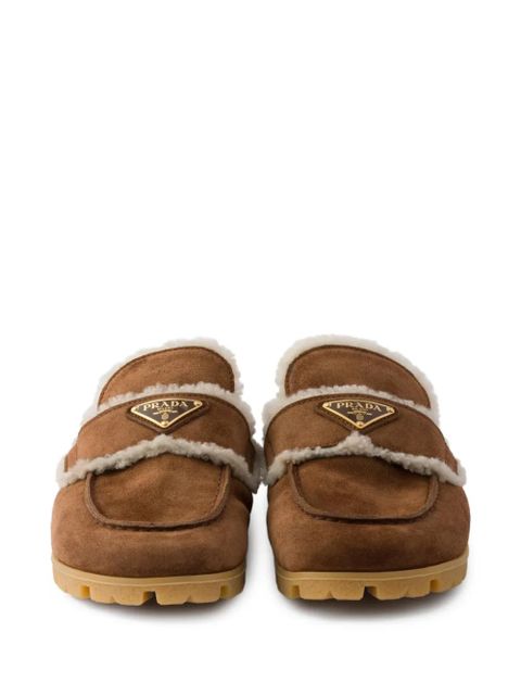 Prada shearling logo-plaque mules - Brown