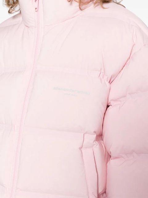 Alexander Wang reflective-logo cropped puffer jacket - Pink