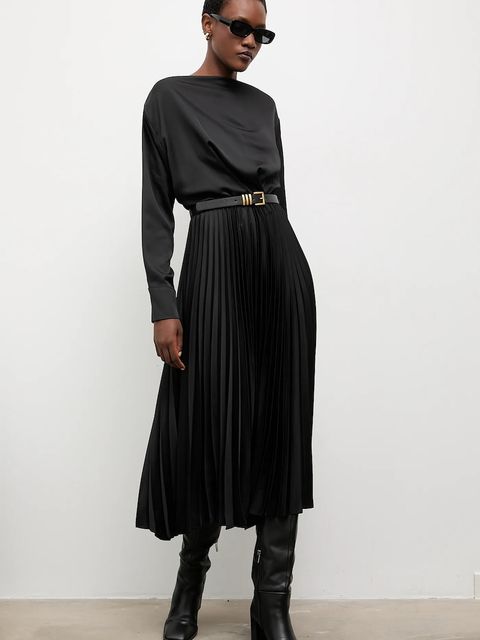 Answear.LAB sukienka kolor czarny maxi rozkloszowana