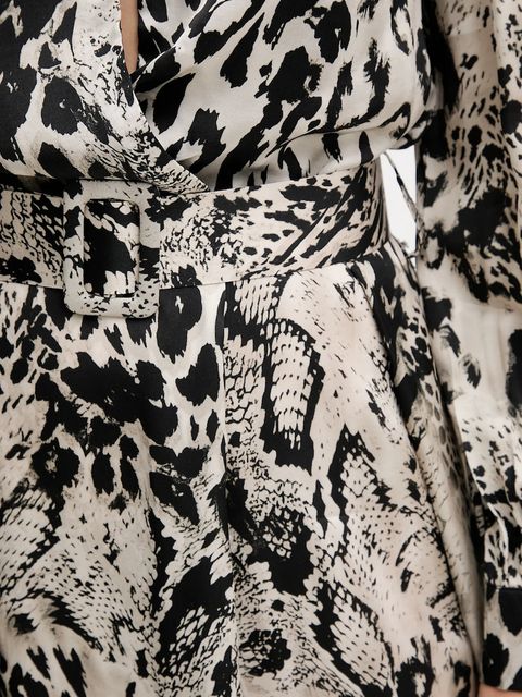 Gaudi sukienka kolor czarny mini rozkloszowana 521FD15017