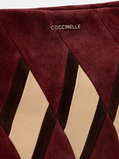 Coccinelle torebka zamszowa BOHEME NEW GEOMET.PATCH kolor bordowy E1.T66.58.01.01