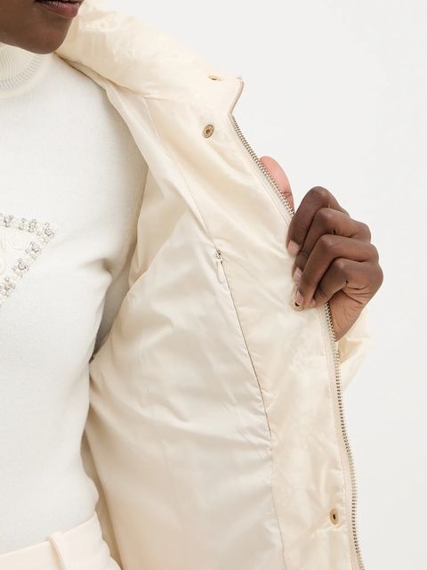 Guess kurtka IMMA kolor beżowy zimowa W5BL44 W2912