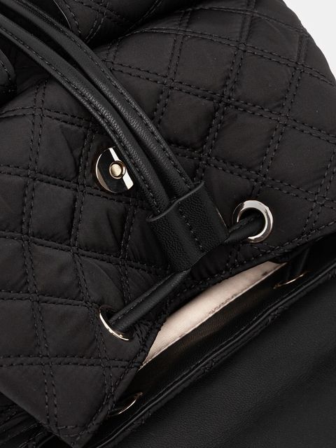 Guess plecak GIULLY damski kolor czarny mały gładki HWYQ96 73330