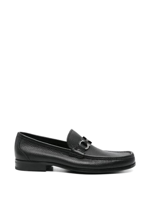 Ferragamo Gancini pebbled-leather loafers - Black - zdjęcie produktu nr 1