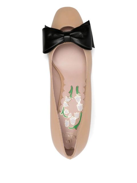 Valentino Garavani bow-detail leather pumps - Neutrals