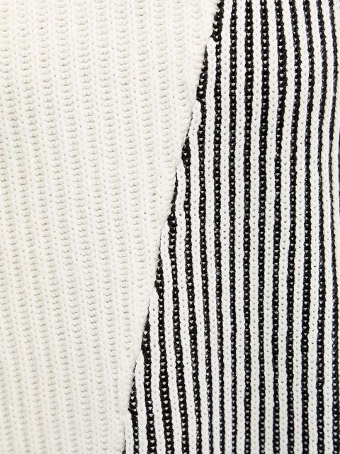 Desigual sweter NOME damski kolor beżowy ciepły 25WWJF26