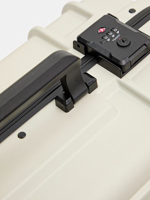 Eastpak walizka RESIST'R CASE S kolor beżowy EK0A5BJE3W11