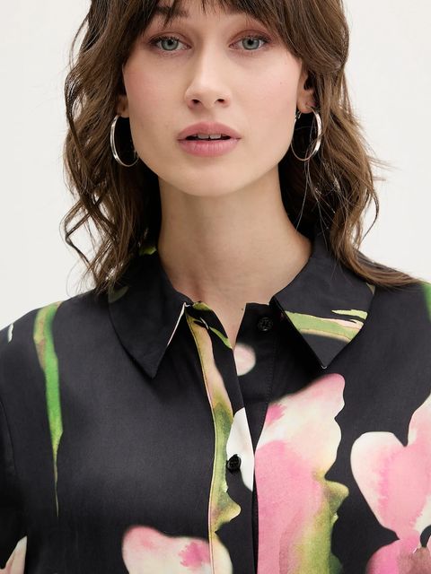 Stine Goya koszula damska kolor czarny regular z kołnierzykiem klasycznym SG-AW25-T091-2263 - zdjęcie produktu nr 2