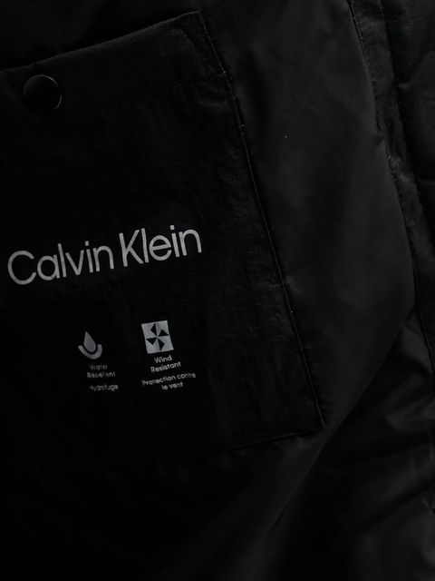 Calvin Klein Jeans kurtka puchowa kolor czarny przejściowa oversize LV147E518G