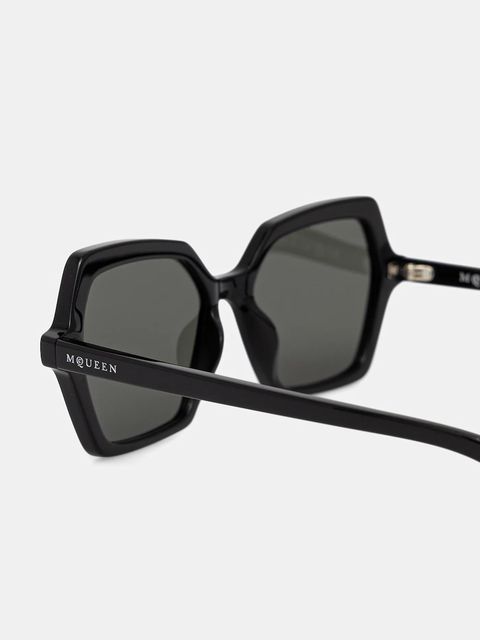 Alexander McQueen okulary przeciwsłoneczne damskie kolor czarny AM0537S