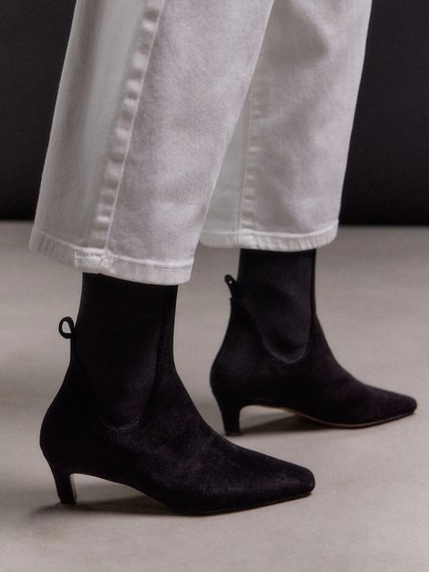 Answear.LAB botki zamszowe kolor czarny na szpilce - zdjęcie produktu nr 1