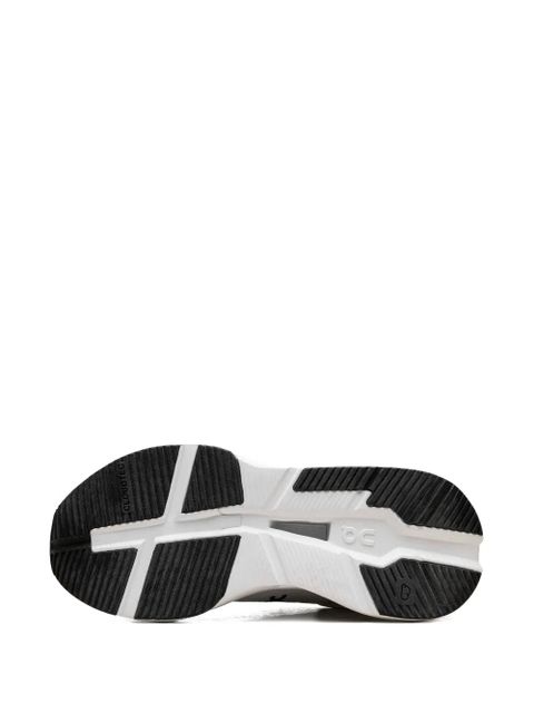 On Running On Cloudnova X WMNS "White Black"