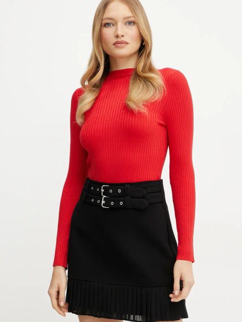 Morgan sweter MAIKIA damski kolor czerwony lekki z półgolfem MAIKIA