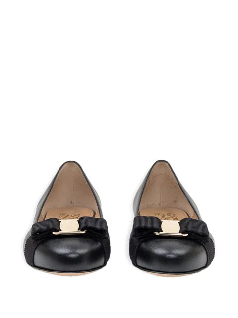Ferragamo Varina bow-detail ballet flats - Black
