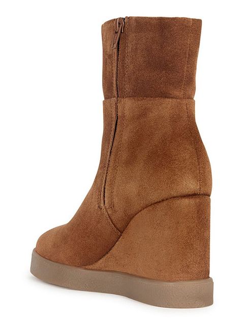 Geox botki zamszowe D ELIDEA WEDGE damskie kolor brązowy na koturnie D36VQB 00022 CD500