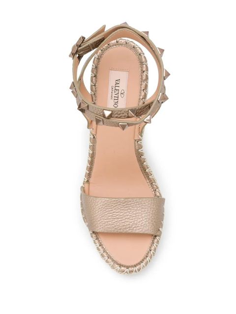 Valentino Garavani rockstud espadrille wedge sandals - Gold