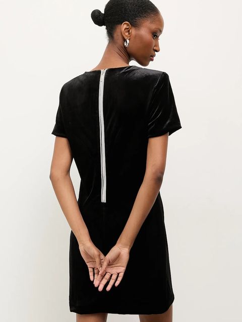 Answear.LAB sukienka kolor czarny mini dopasowana